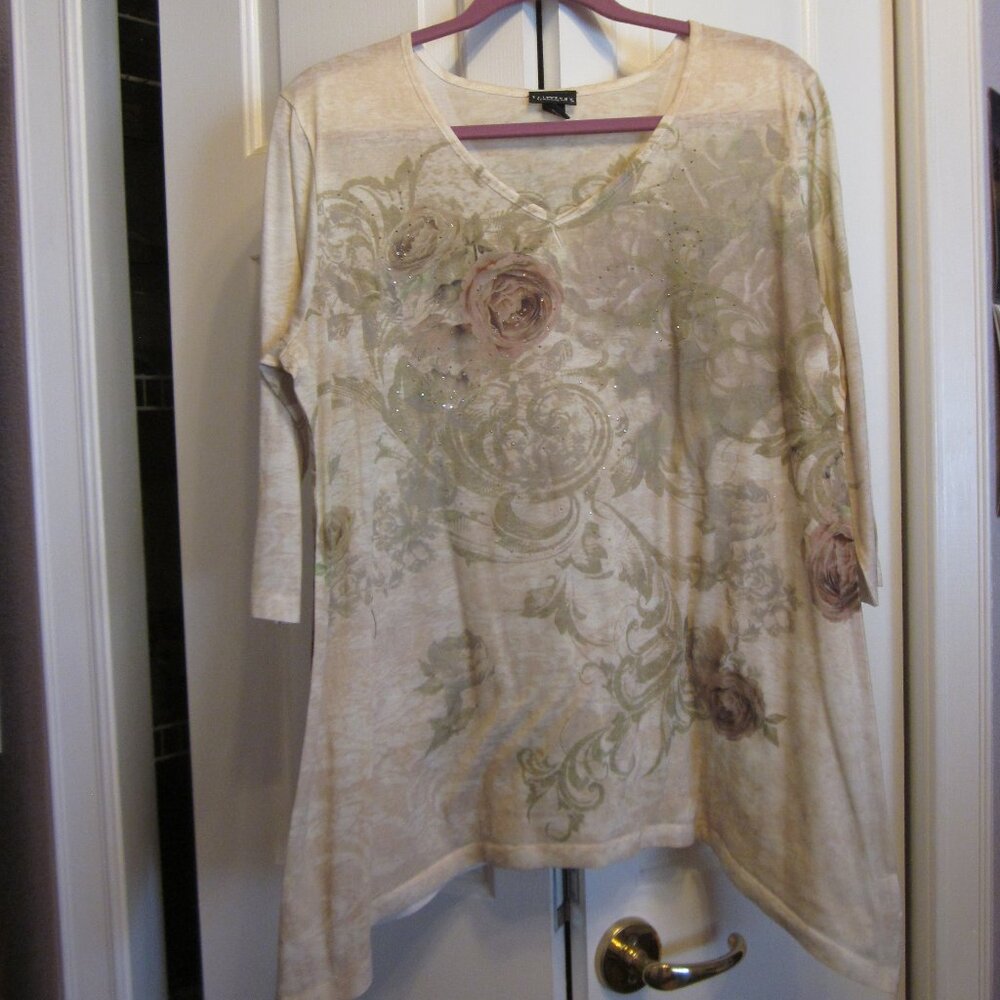 Morning Sun Rose Tunic Sz L